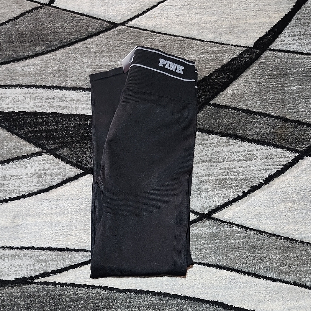 VS PINK 2025 BLACK SEAMLESS CLASSIC LOGO LEGGINGS